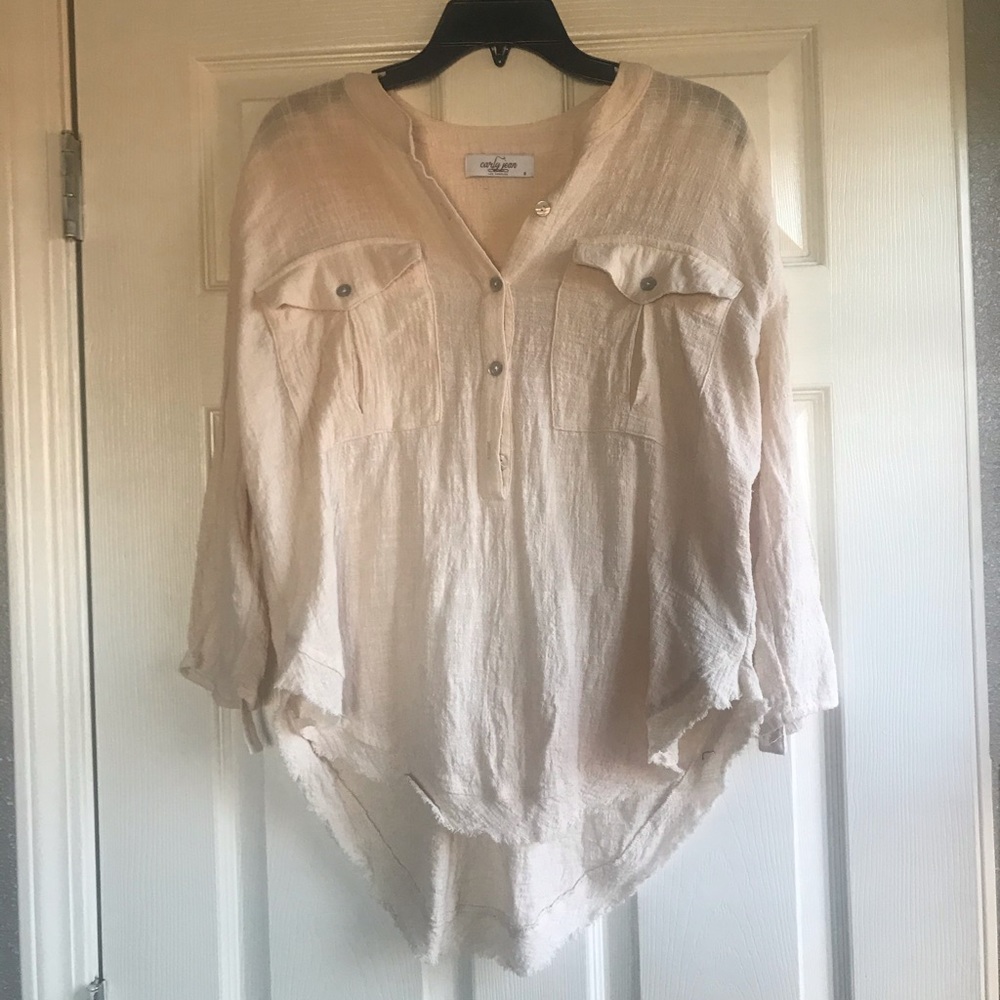 Carly Jean Los Angeles Linen Blouse